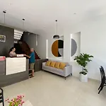 Lis Hotel